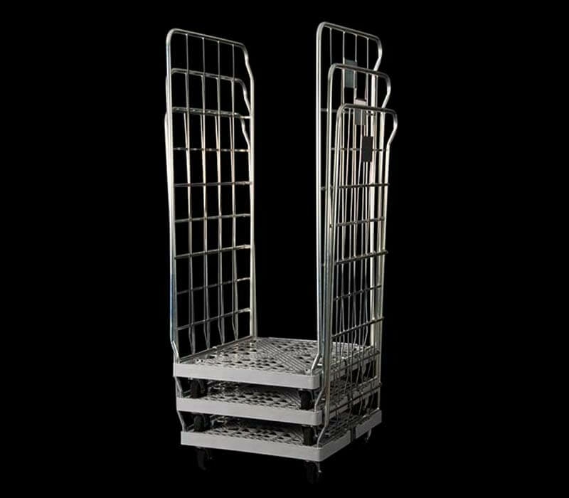 Las paredes laterales especialmente diseñadas del roll container ahorran un costoso espacio de carga al devolver los envases vacíos